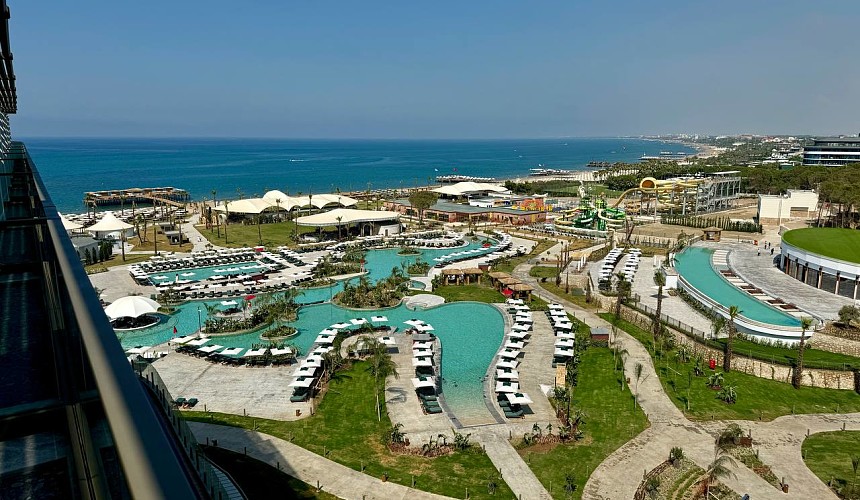 Турецкий отель Ethno Belek открылся, но последствия стройки остались 