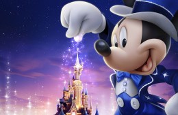 Disneyland Париж продолжает праздновать 25-летие