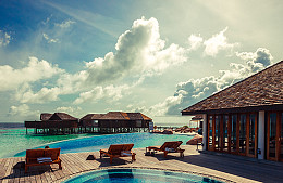 Семейный курорт Lily Beach Resort & Spa на Мальдивах. Счастливы дети – счастливы родители!