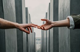Родственники погибшего в Таиланде россиянина не могут вернуться домой