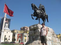Албания снова обезвизилась