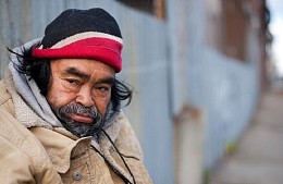 В хостелы вместо туристов предлагают заселить бомжей