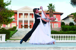 Предайтесь феерии танца в Grecotel Olympia Riviera Resort!